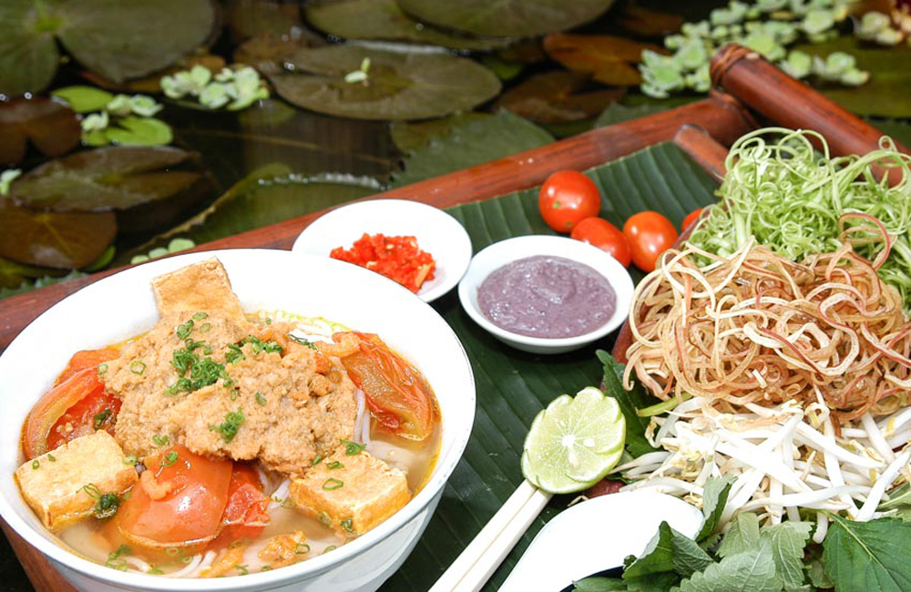 Bún riêu Nam Bộ